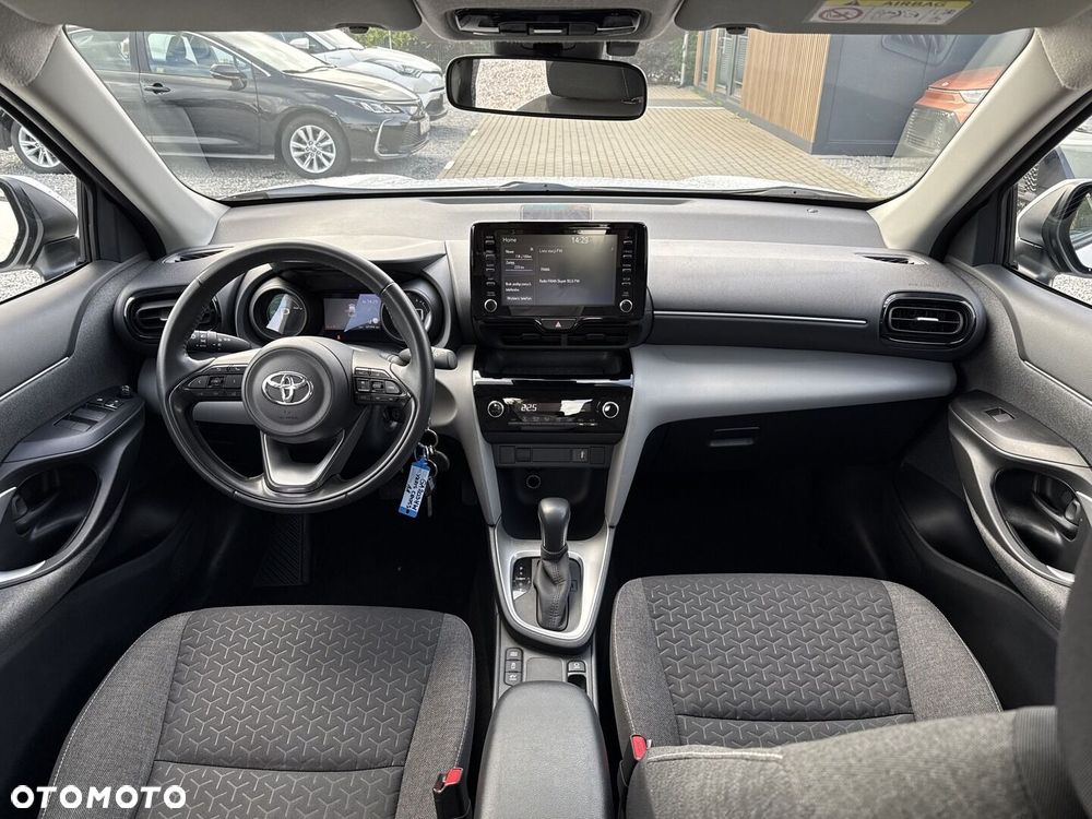 Toyota Yaris Cross Hybrid 1.5 Comfort - 23