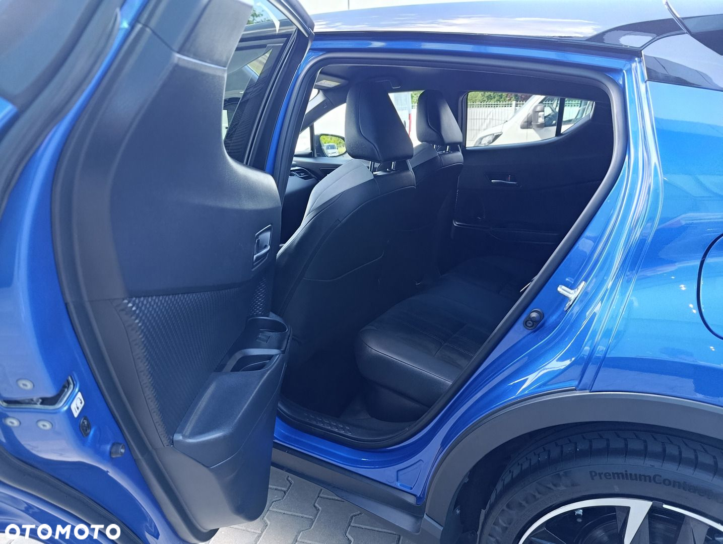 Toyota C-HR - 14