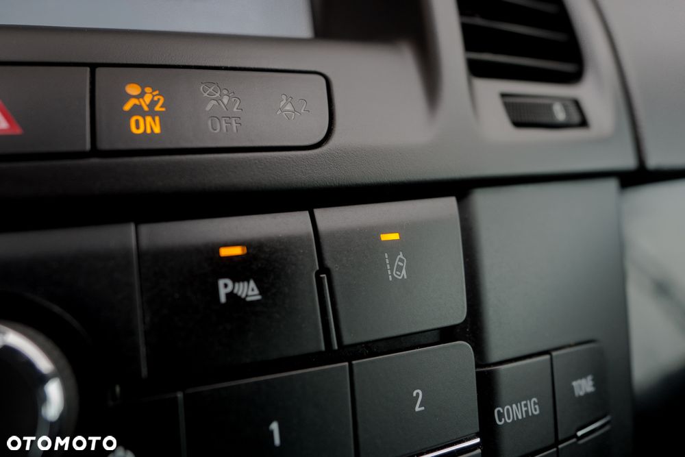 Opel Insignia 1.6 T Sport - 27