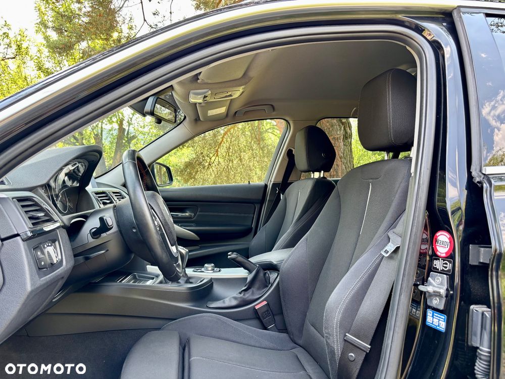 BMW Seria 3 316i Modern Line - 17