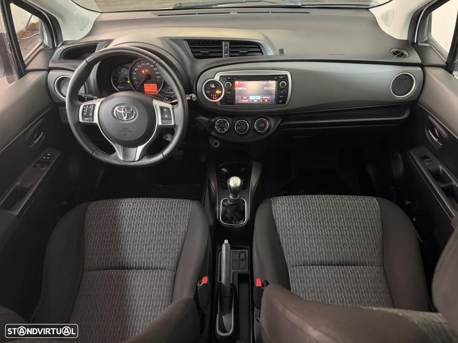 Toyota Yaris 1.4 D-4D Comfort+P.Style - 22