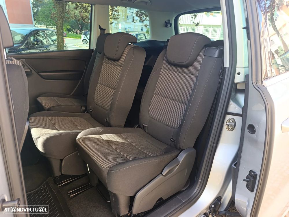 VW Sharan 2.0 TDI Confortline DSG - 6