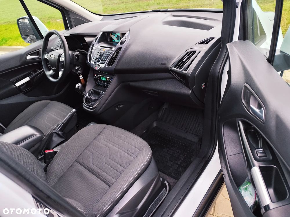Ford Tourneo Connect Grand - 14