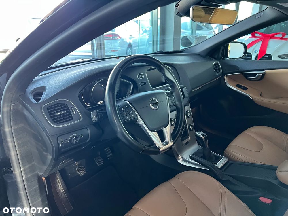 Volvo V40 Cross Country D3 Drive-E Summum - 19