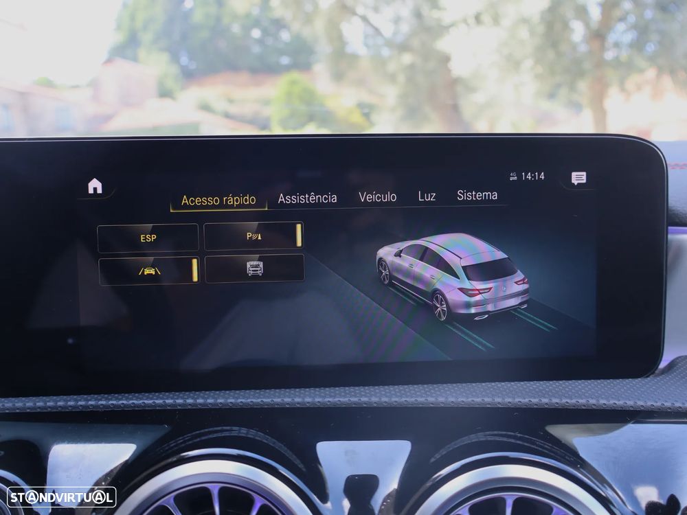 Mercedes-Benz CLA 250 e 8G-DCT AMG Line - 24