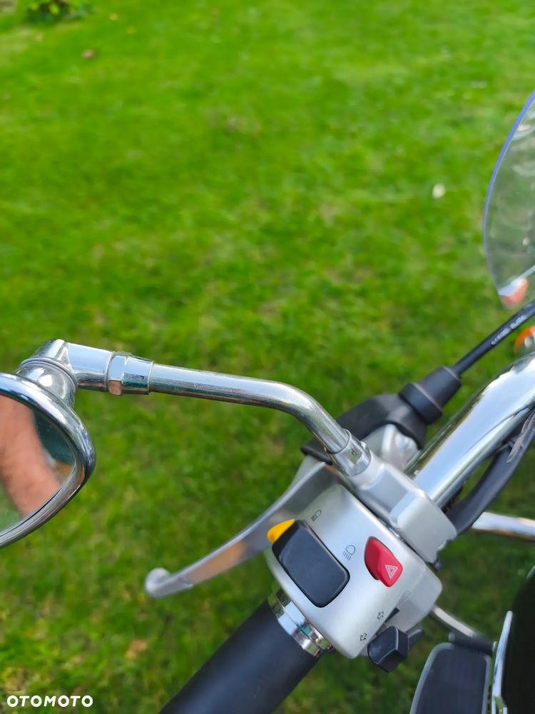 Suzuki VL 800 Volusia - Boulevard C50 - 31