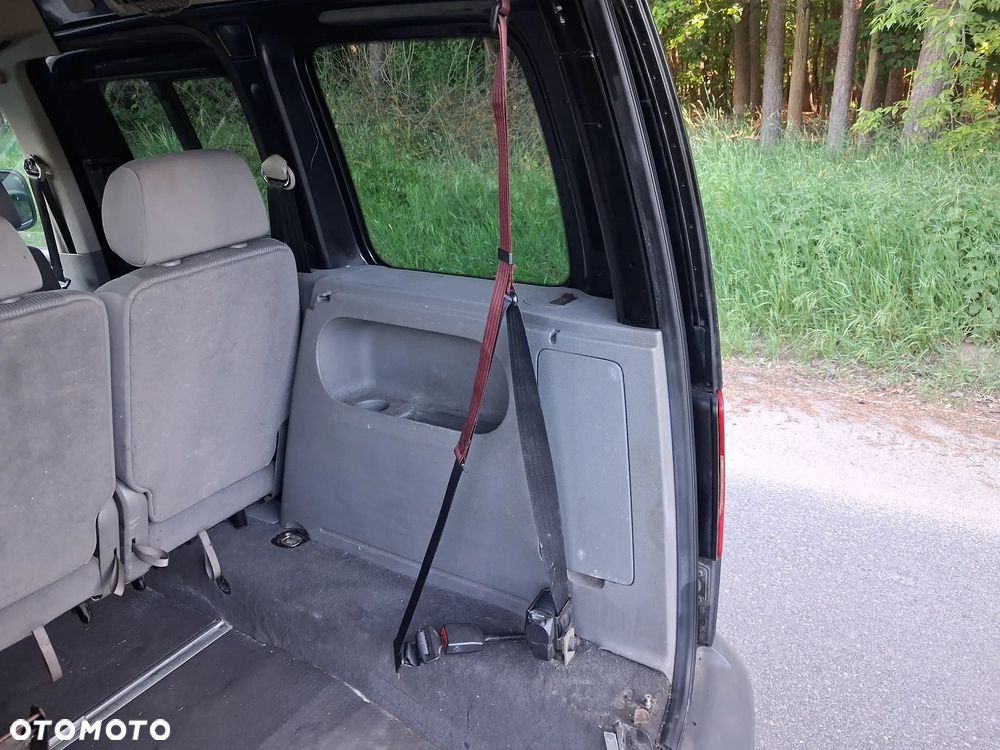 Volkswagen Caddy - 11