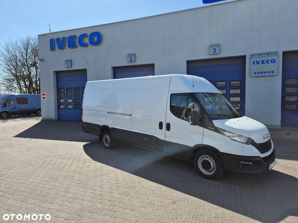 Iveco 35S16V (32727) - 1