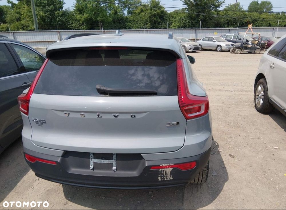 Volvo XC 40 - 4