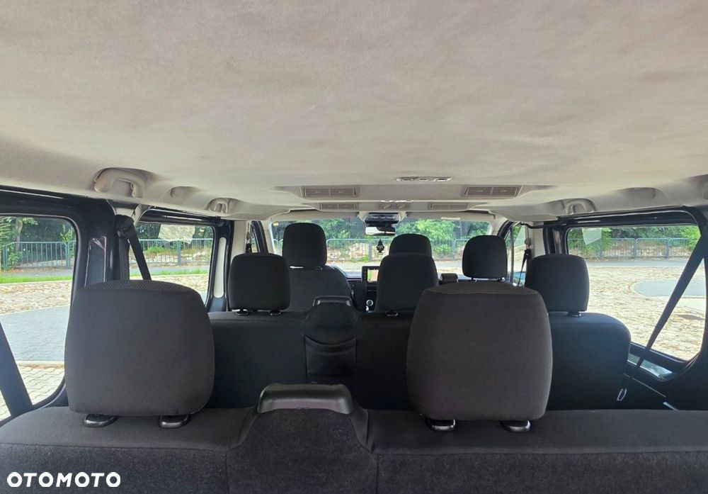 Renault Trafic - 32