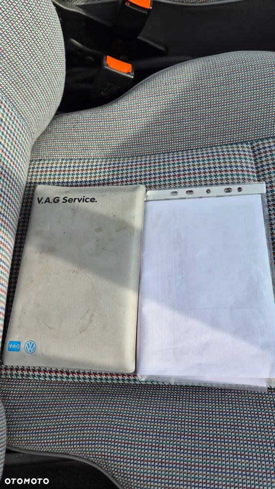 Volkswagen Golf - 18