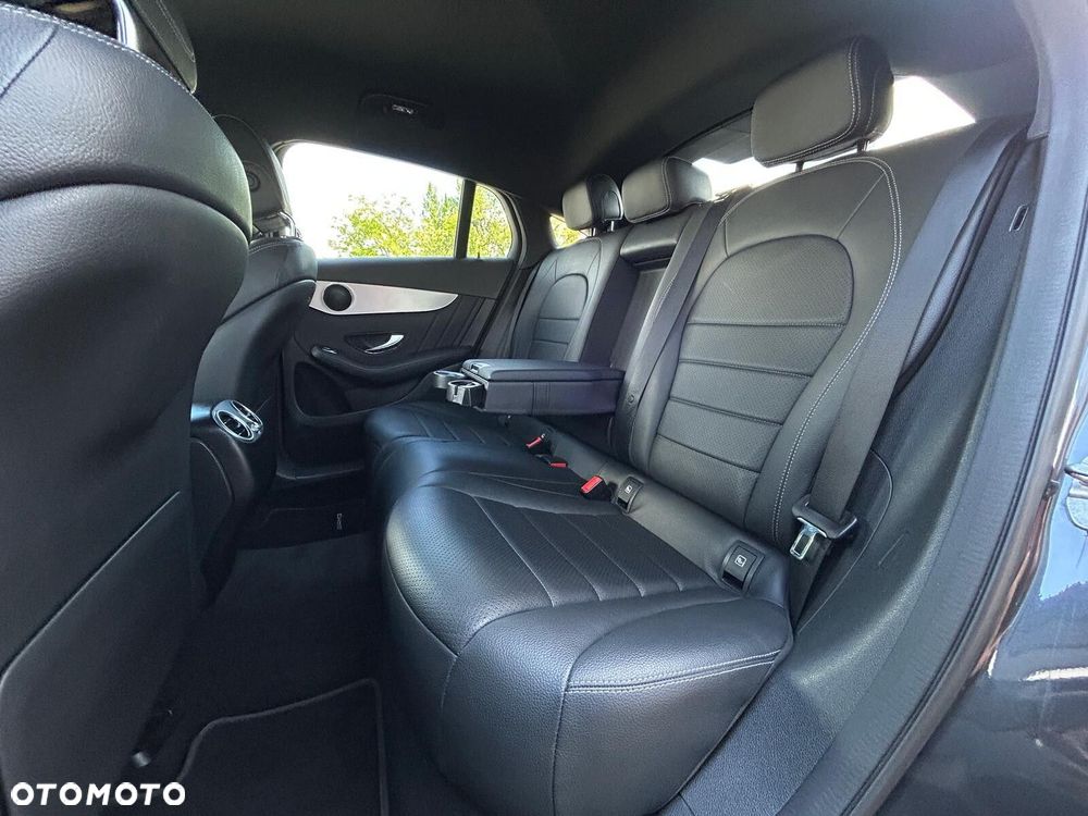 Mercedes-Benz GLC 300 e 4-Matic Business Edition - 19