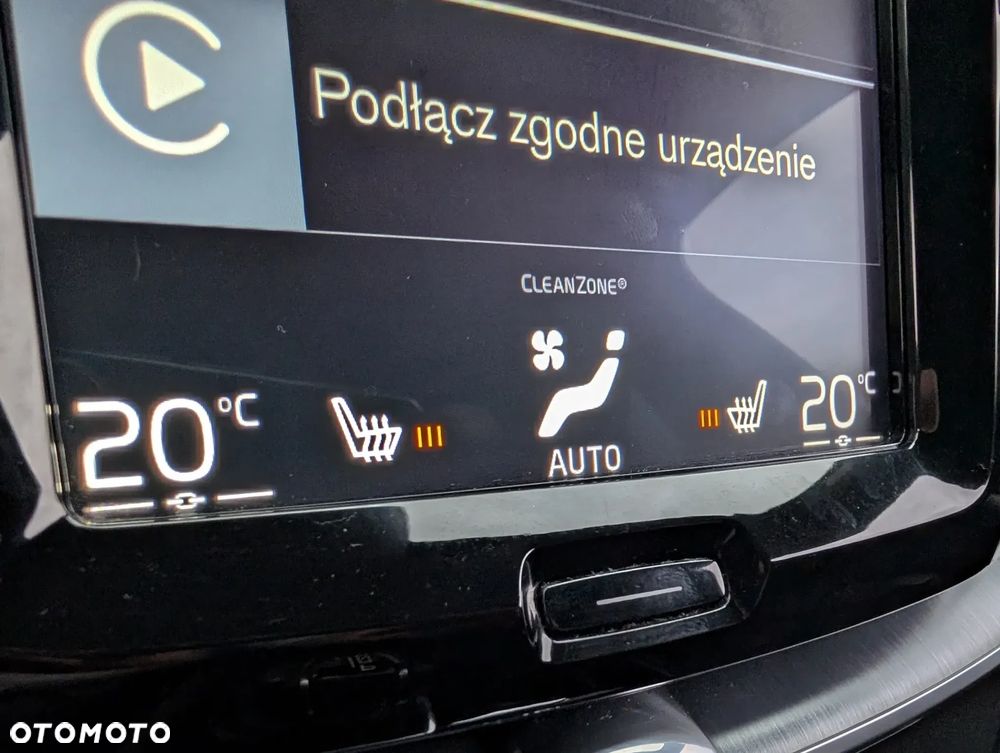 Volvo XC 60 D5 AWD Momentum - 13