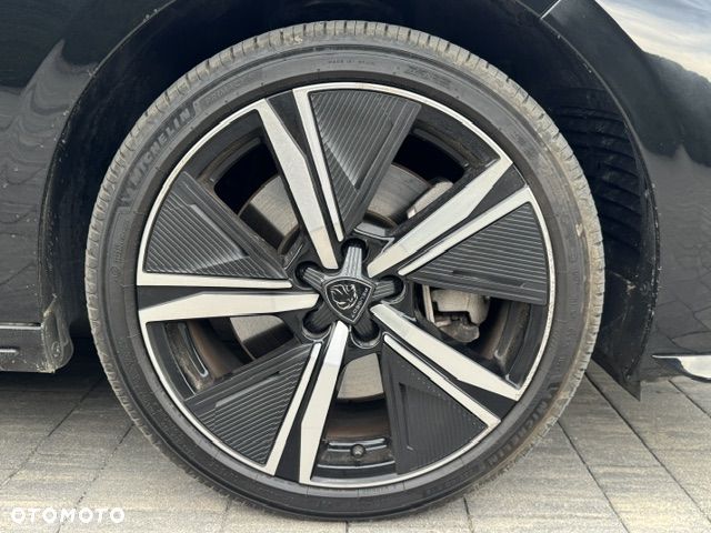 Peugeot 308 180 e-EAT8 GT - 33