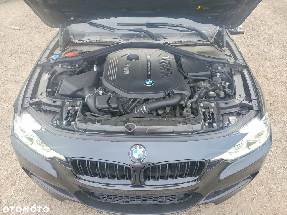 BMW Seria 3 340i xDrive M Sport - 10