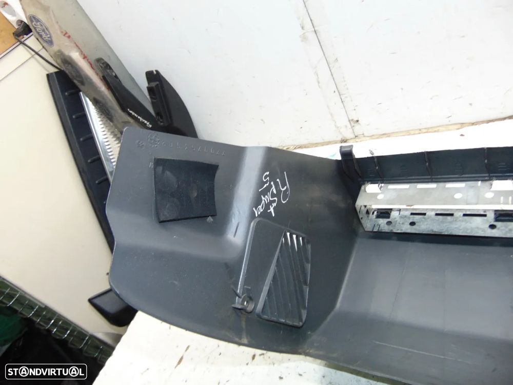 Renault Super 5 consola - 5