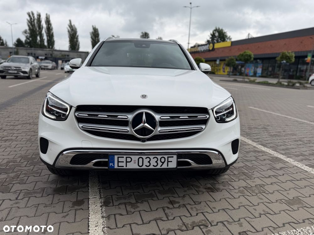 Mercedes-Benz GLC 300 4-Matic - 2