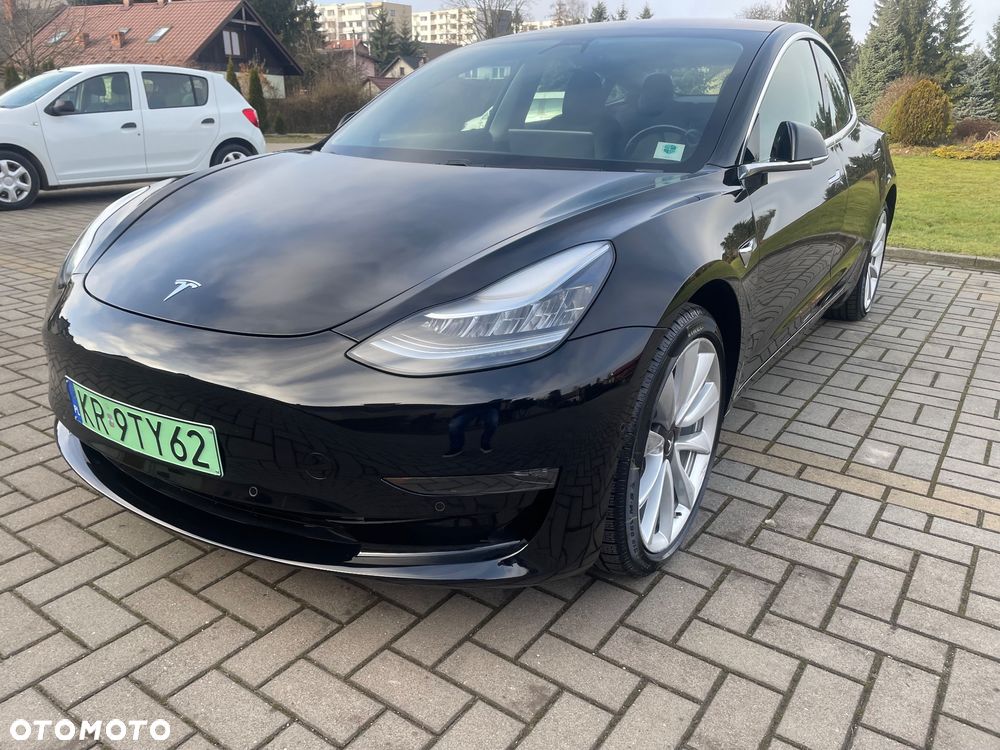 Tesla Model 3 - 2