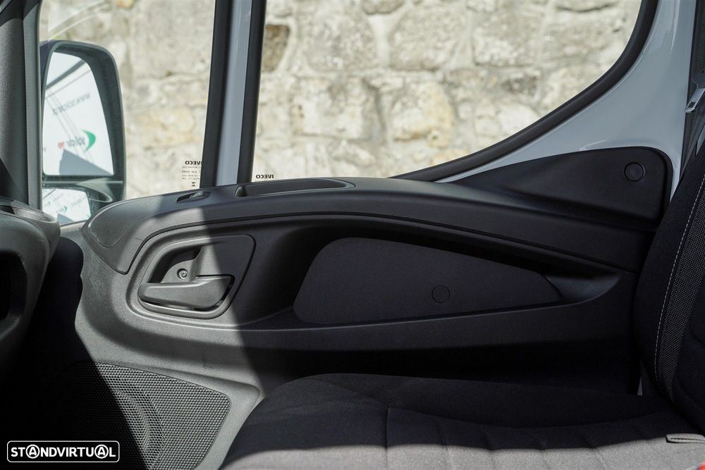 Iveco Daily 2.3 35C16V 4100 18m3 - 20