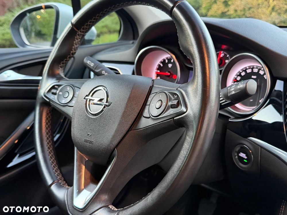 Opel Astra 1.4 Turbo Start/Stop Dynamic - 28
