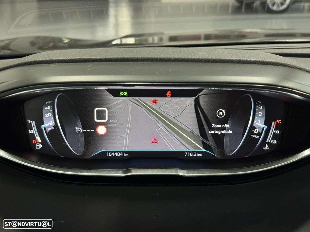 Peugeot 5008 1.6 HDi Allure J18 - 32