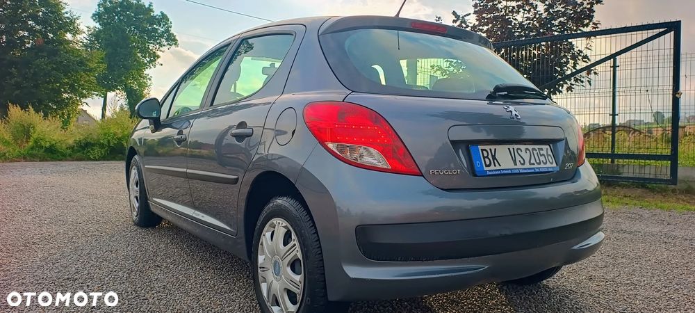 Peugeot 207 1.4 U Move - 12