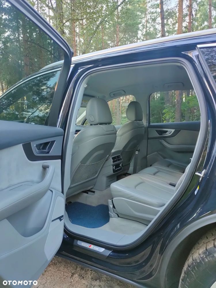 Audi Q7 - 6