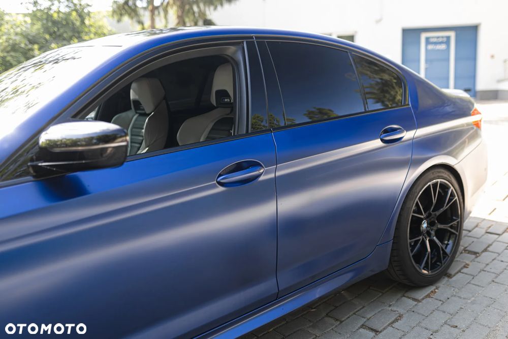 BMW M5 Competition - 5