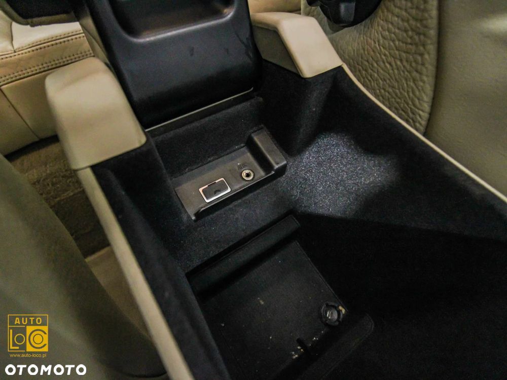 Volvo S60 2.5 T5 - 32