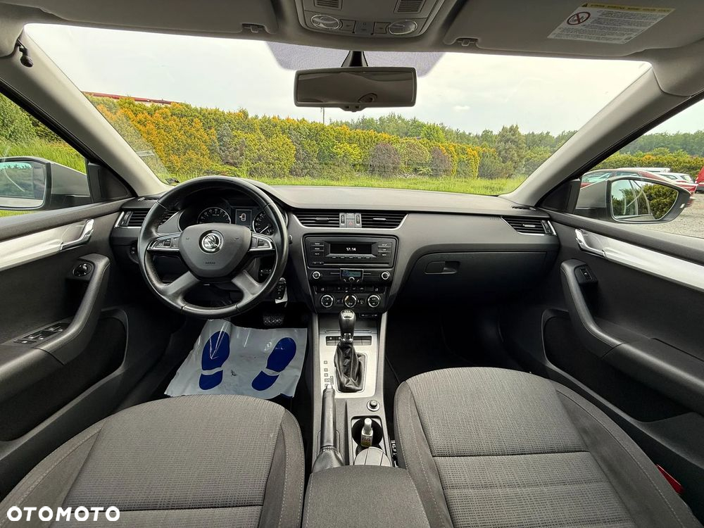 Skoda Octavia 2.0 TDI SCR Style DSG - 11