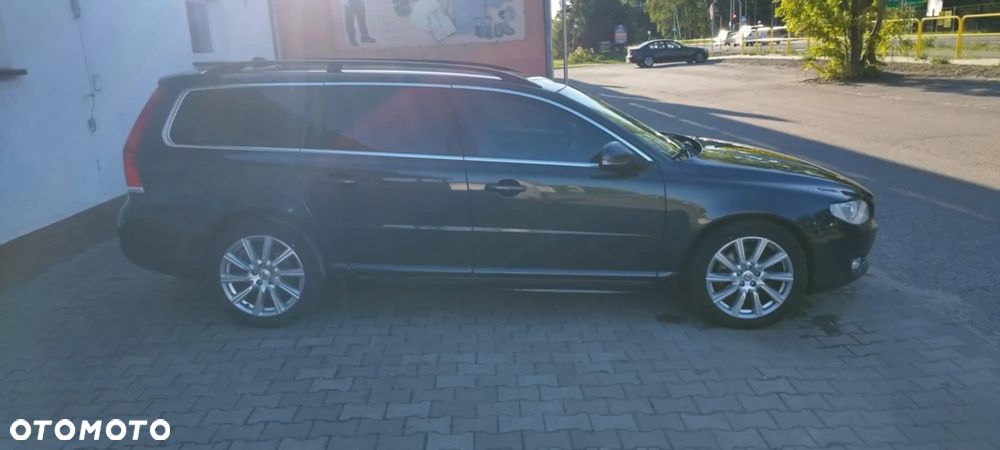 Volvo V70 D3 Geartronic Momentum - 8