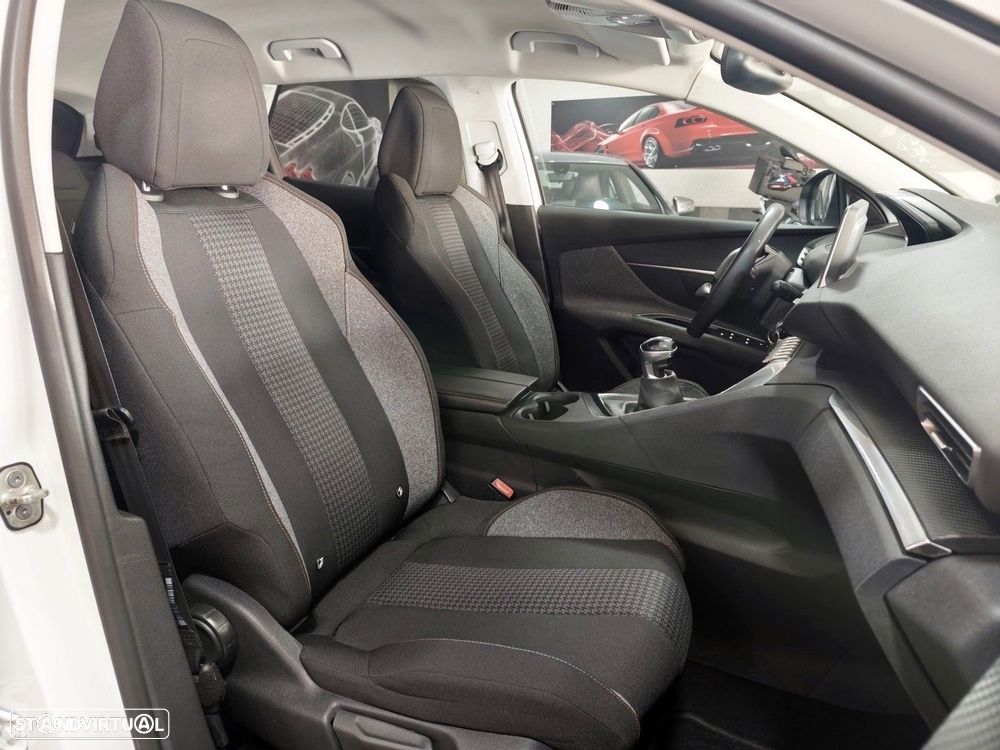 Peugeot 3008 1.6 BlueHDi Active - 15