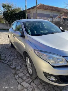 Renault Mégane 1.5 dCi Confort SS - 2