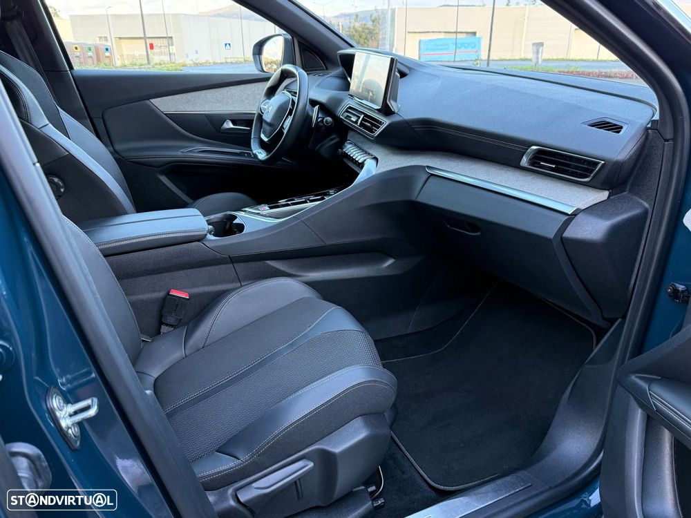 Peugeot 3008 1.2 Hybrid GT e-DCS6 - 24