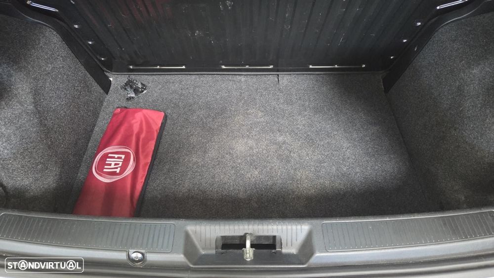 Fiat Punto 1.3 M-Jet Easy S&S - 19