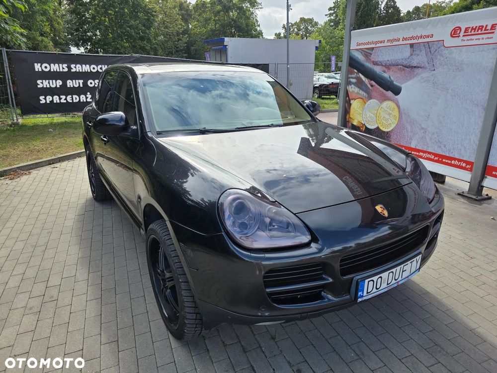 Porsche Cayenne - 30