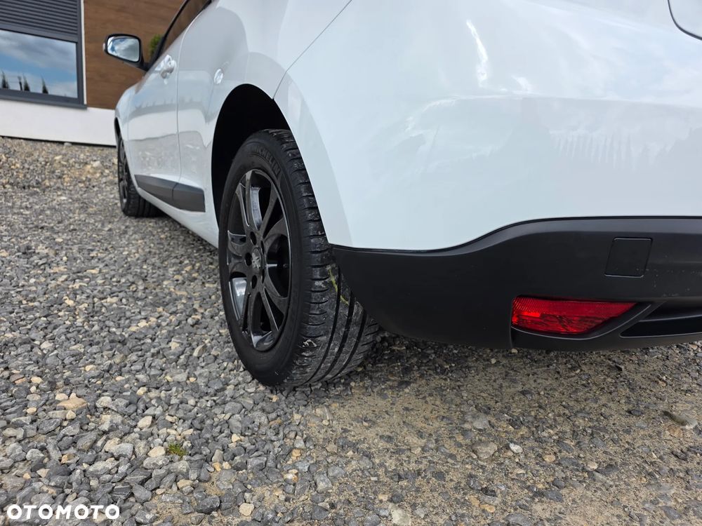 Renault Megane 1.6 16V Luxe Dynamique - 22