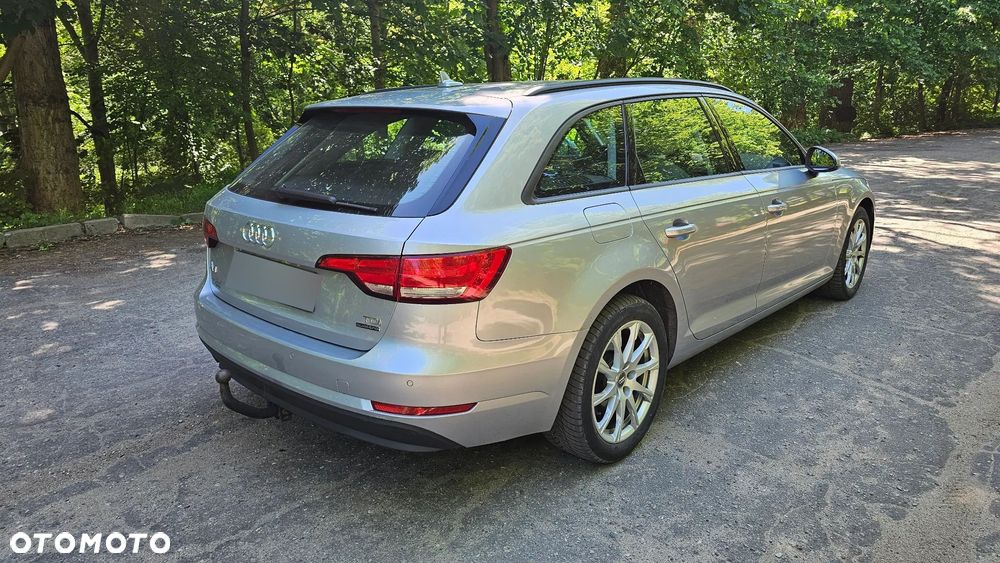 Audi A4 Avant 2.0 TDI Quattro Design S tronic - 7