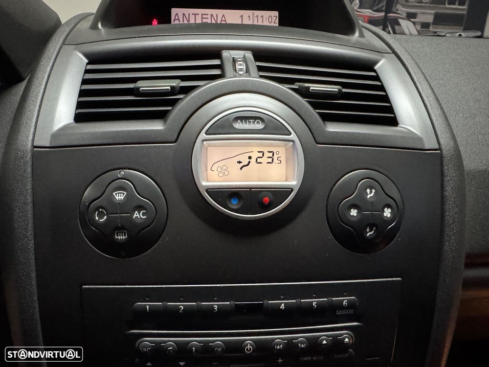 Renault Mégane Sport Tourer - 13