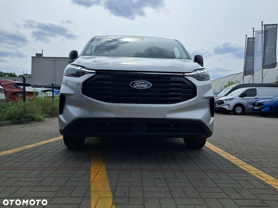 Ford Transit Custom - 8