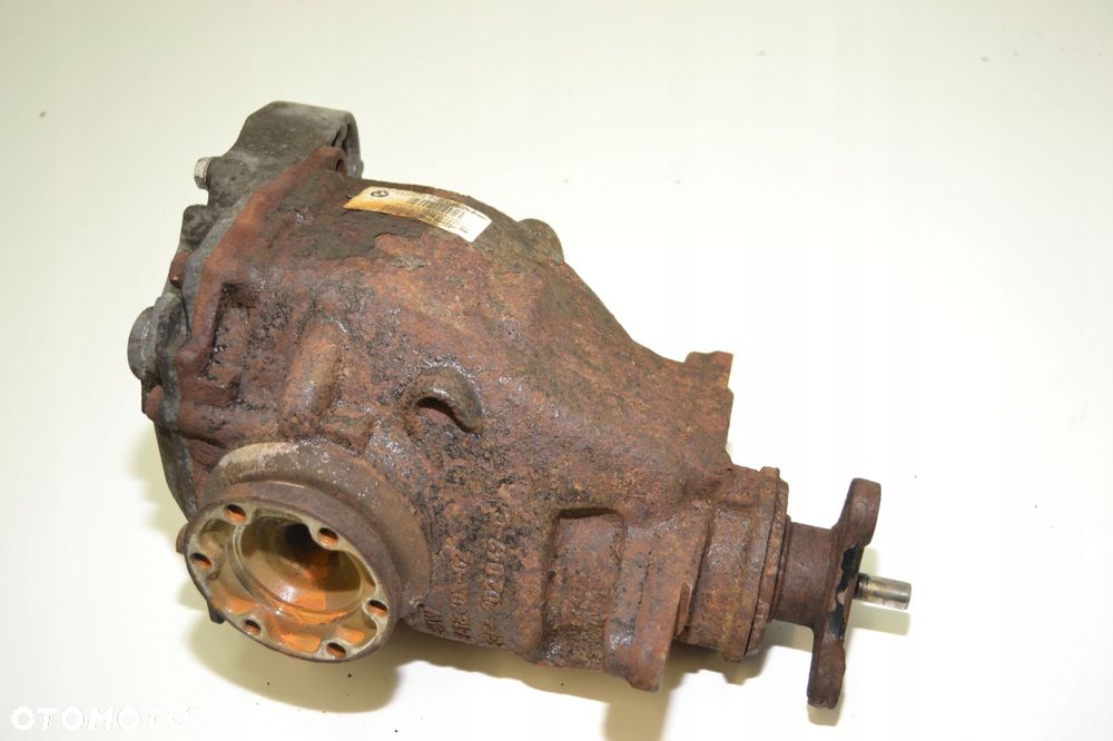 MOST DYFER TYŁ 7556678 BMW E90 E91 E87 2.56 2.0D M47 IDEALNY - 1