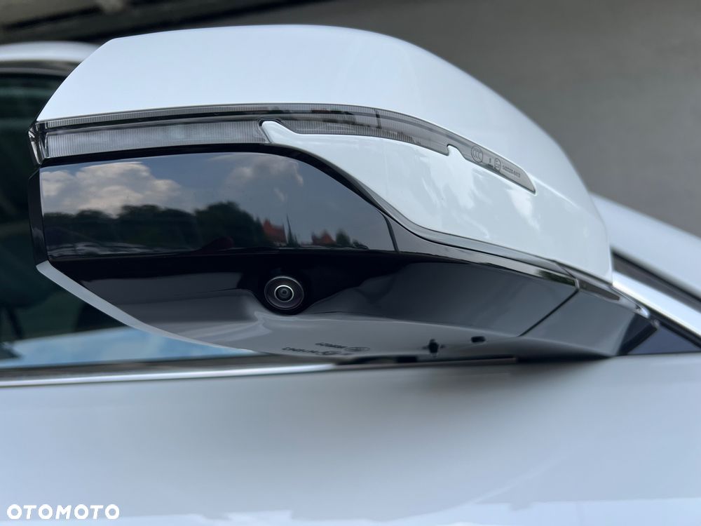 Geely Starray EM-i 1.5 PHEV Pro - 23