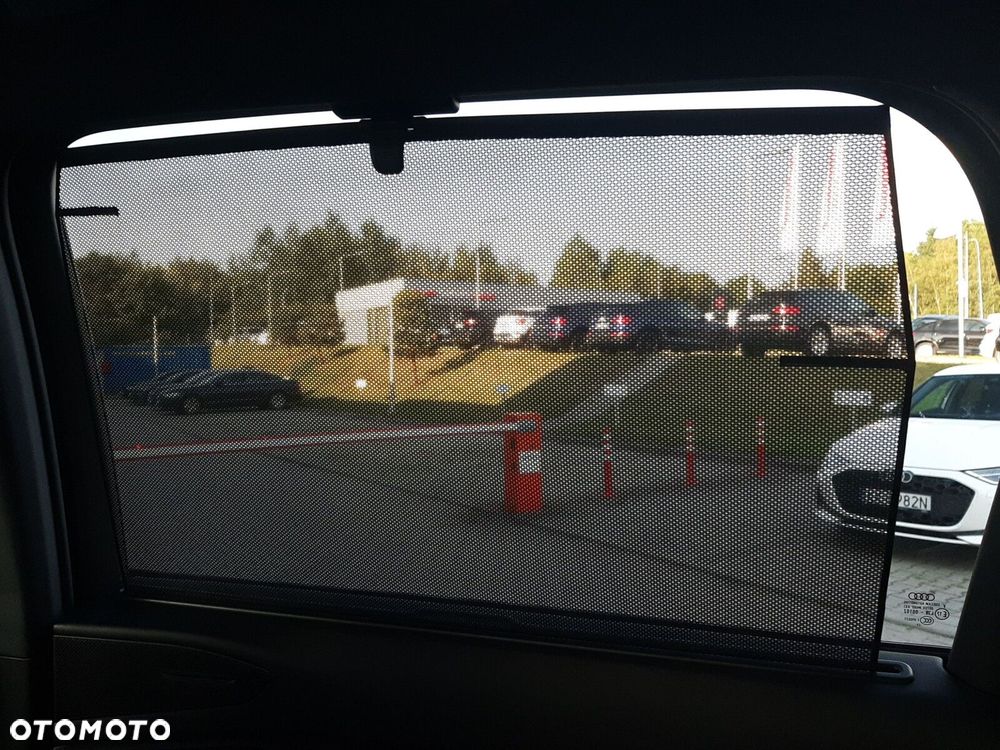 Audi Q6 e-tron - 35