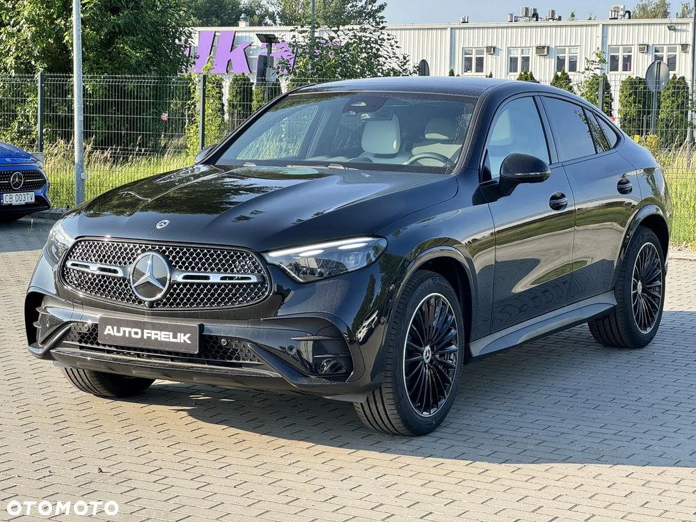 Mercedes-Benz GLC 220 d mHEV 4-Matic AMG Line - 4
