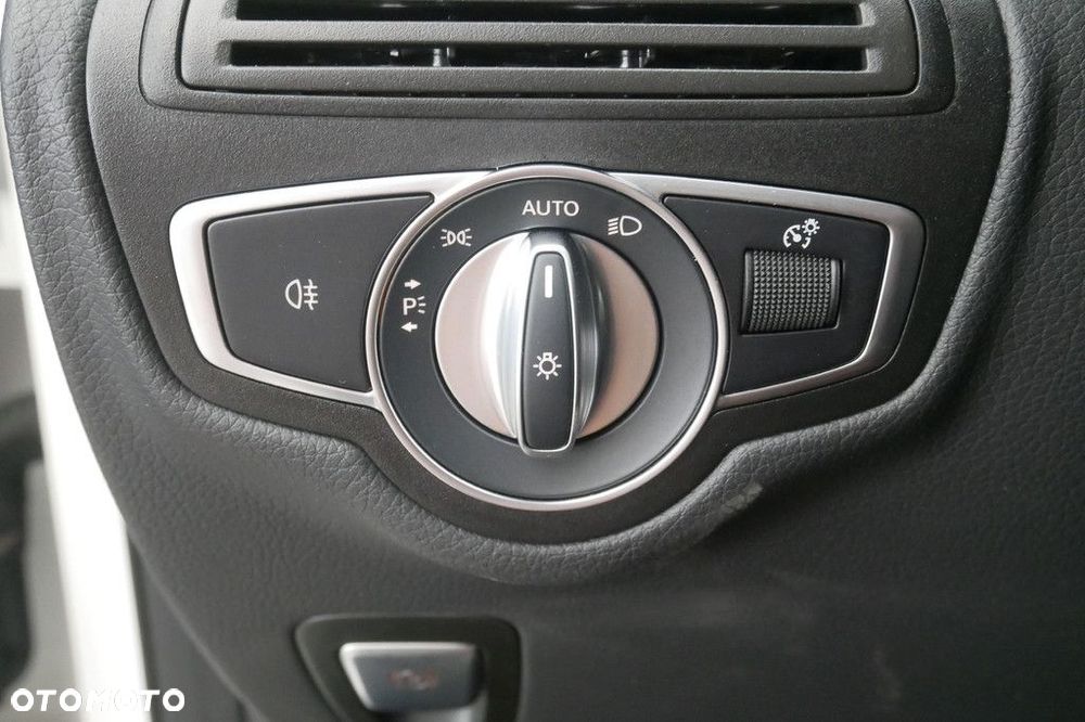 Mercedes-Benz GLC - 28