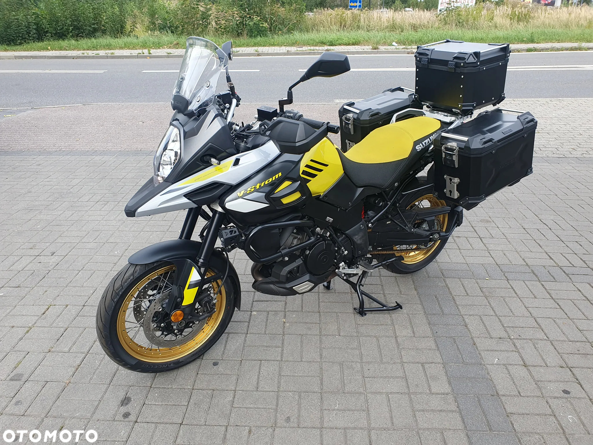 Suzuki V-STROM - 6