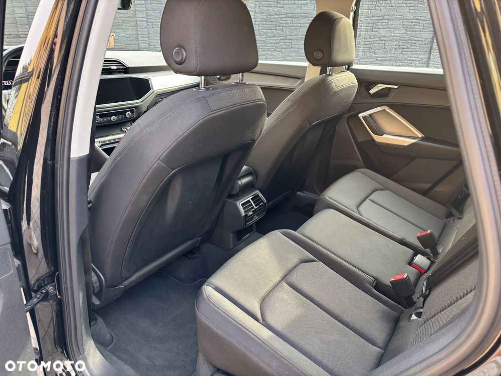 Audi Q3 35 TFSI S tronic - 12