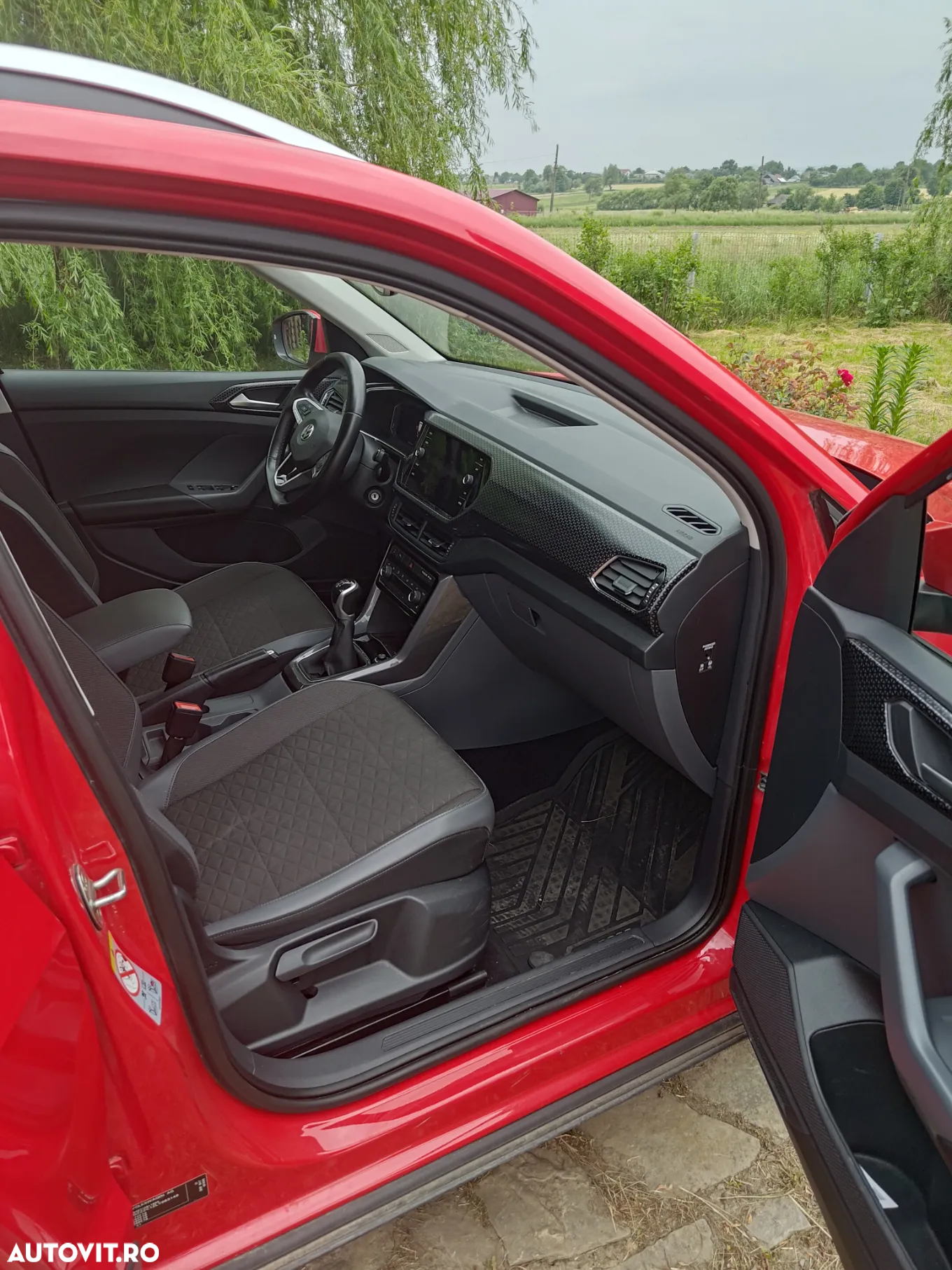 Volkswagen T-Cross 1.0 TSI Life - 10