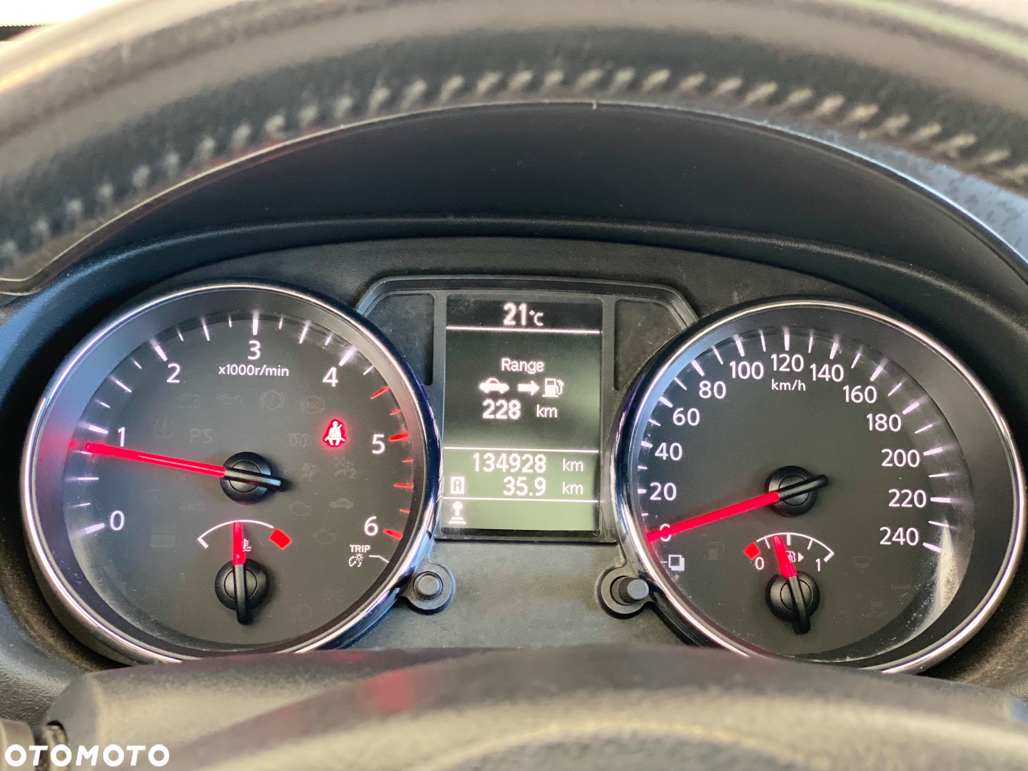 Nissan Qashqai 1.6 dCi 4x4 Tekna - 22