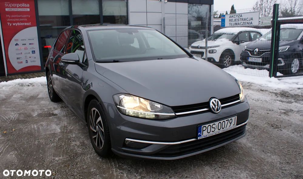 Volkswagen Golf - 2
